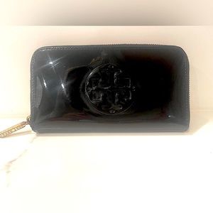 Tory Burch Black Patent Wallet